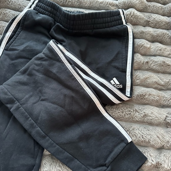 Adidas Sweat Pants - Picture 2 of 4